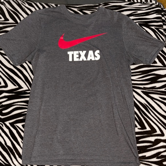 Nike Other - NIKE MENS MEDIUM TEE SHIRT